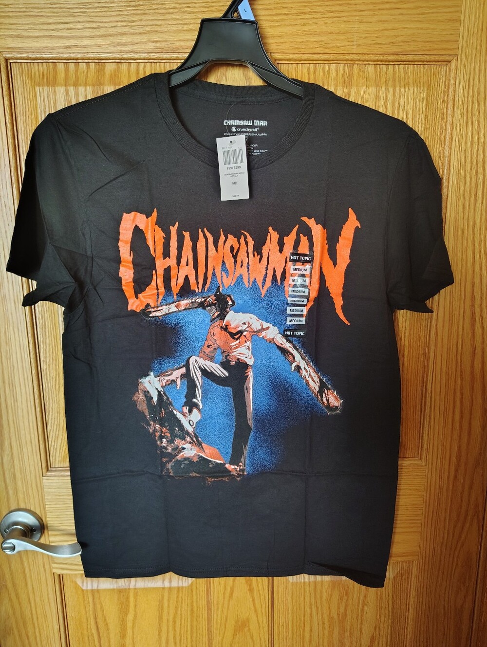 CHAINSAW MAN GRAPHIC T-SHIRT. ADULT SIZE MEDIUM.